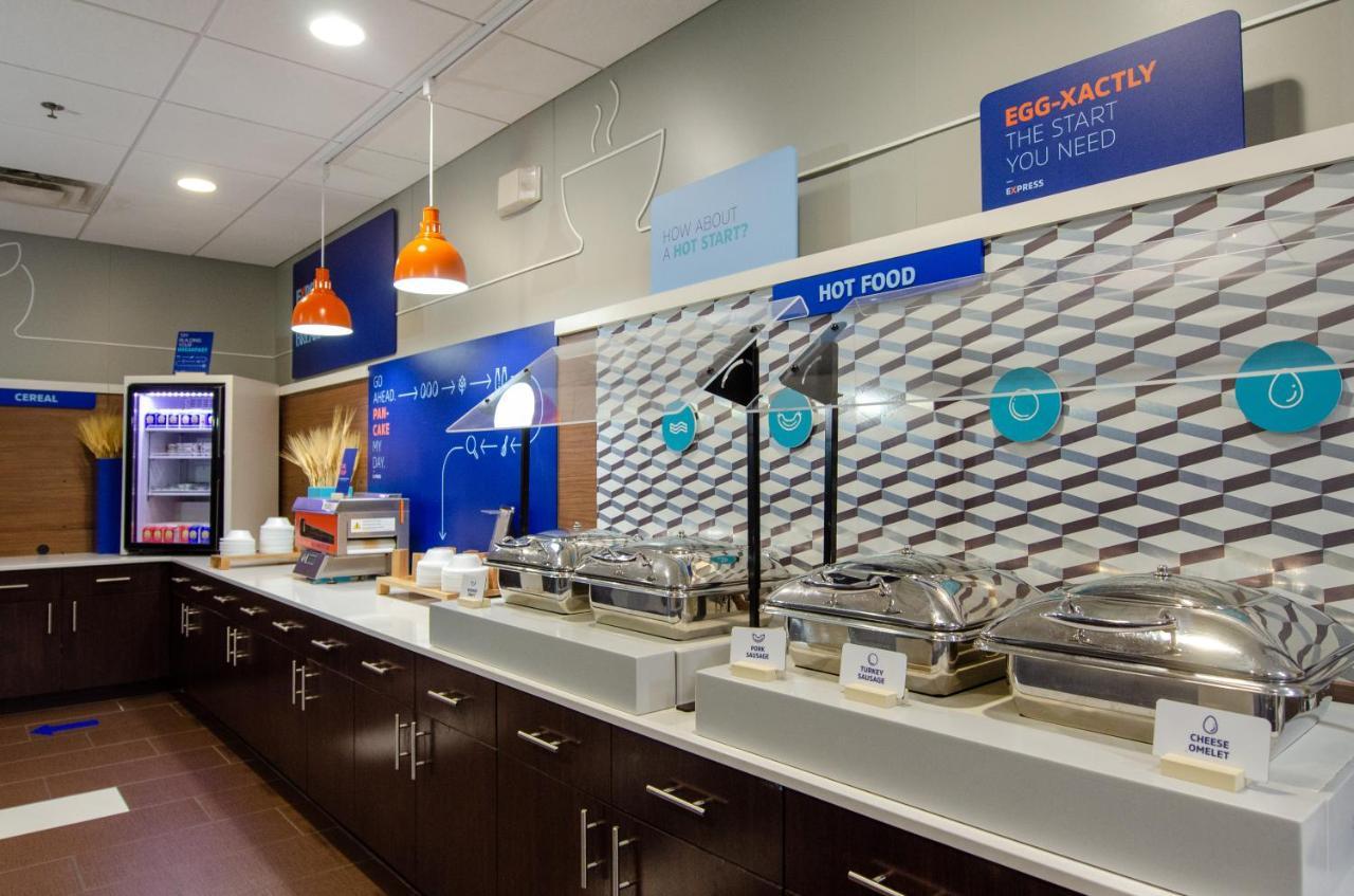 Holiday Inn Express Hotel & Suites Atlanta Airport West - Camp Creek By Ihg Zewnętrze zdjęcie
